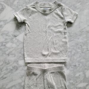 Old Navy Light Gray Toddler Matching Set